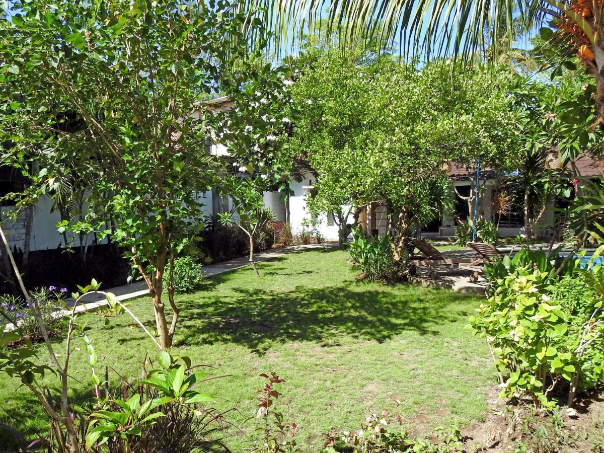Oasis Villas Джили Трауанган Екстериор снимка