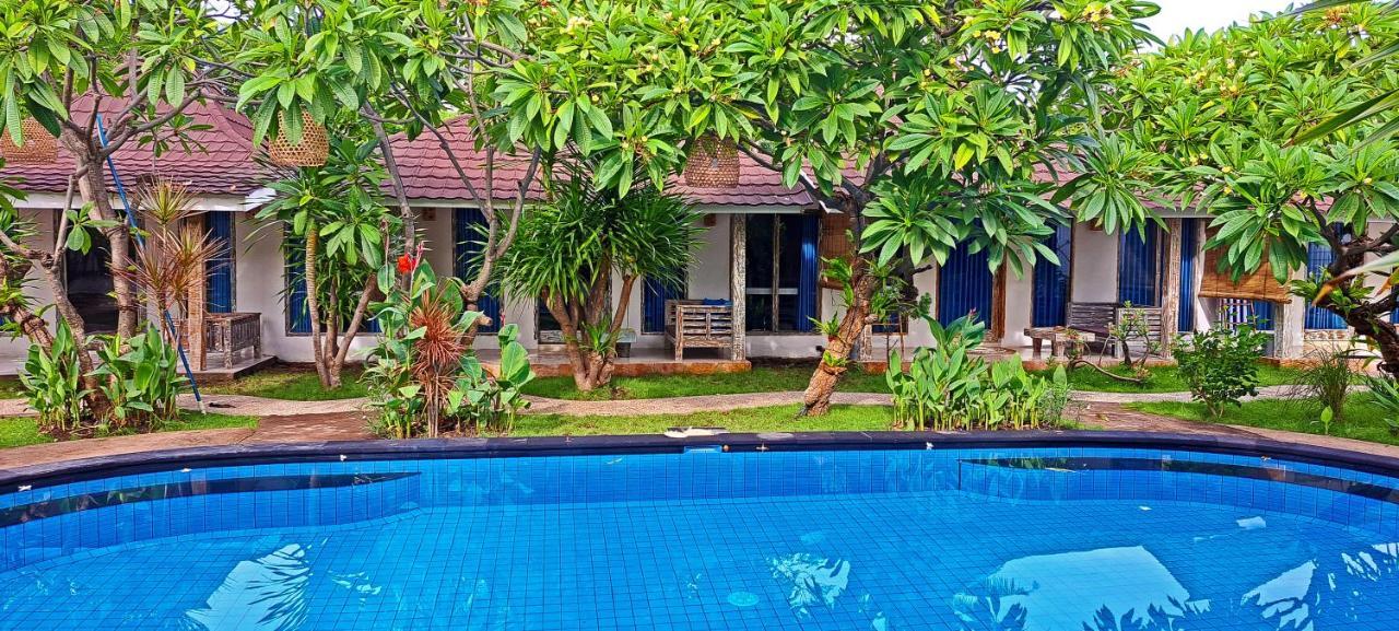 Oasis Villas Джили Трауанган Екстериор снимка